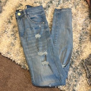 GARAGE HIGH-RISE RIPPED SKINNY JEAN